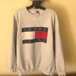 Tommy Hilfiger sweater